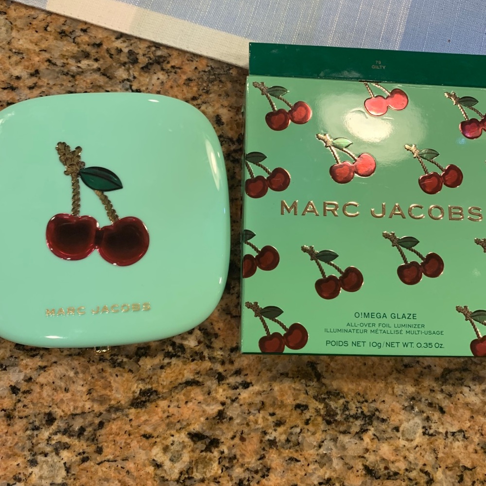 Marc Jacob’s o!mega glaze